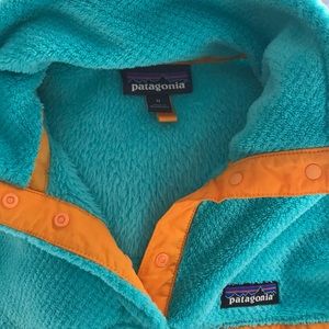 Patagonia blue fleece pullover